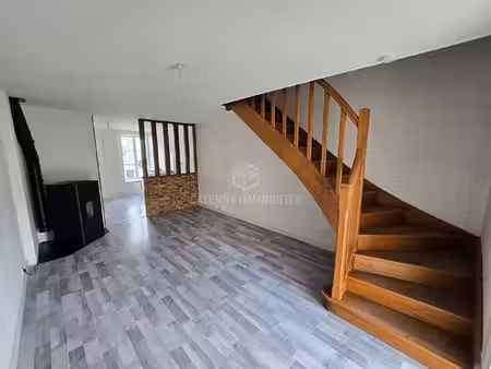 ensemble immobilier composé de deux maisons ? acy-en-multien (60620)