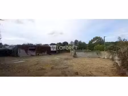 terrain graces 450 m2