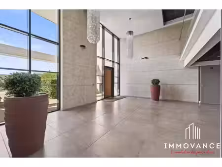 appartement 2 pièces avec jardin  terrasse et garage