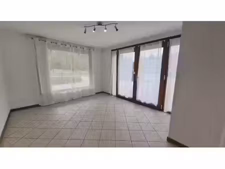 vente commerce 3 pièces 47 m² allemond (38114)