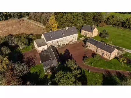 propriété à vendre irodouer 6 pièce(s) 228m2 395 000€