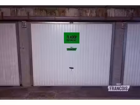 grand garage à vendre au cœur de blankenberge