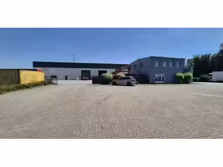 bien professionnel à vendre à bree pour € 3.500.000