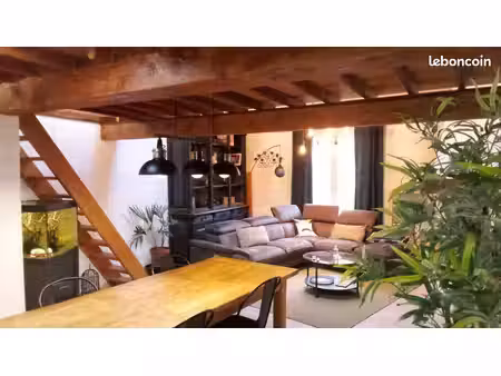 maison de village avec cour