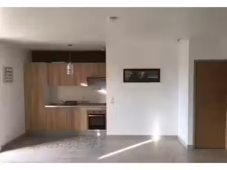 location appartement 2 pièces à castres-gironde (33640)  700 €