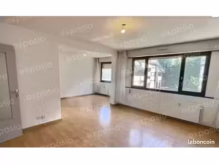 a louer appartement 4 pieces dont 2 chambres