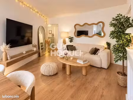 appartement 2 pièces 62 m²