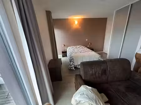 location appartement 1 pièce 38 m² à merignac (33700)  895 €