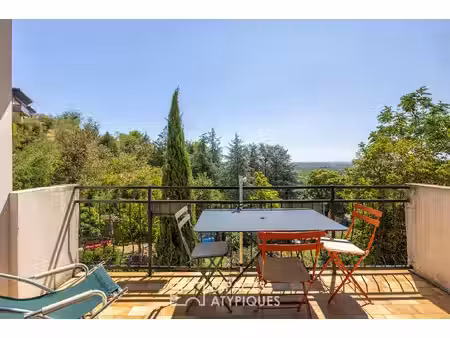 maison avec vue imprenable à crépieux