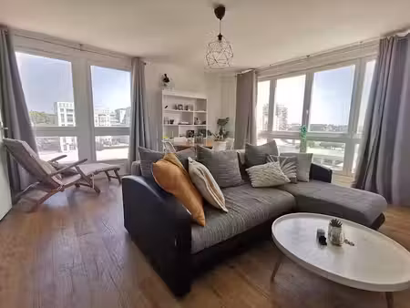 location meublée appartement 2 pièces 55 m² à montpellier (34000)  1 058 €