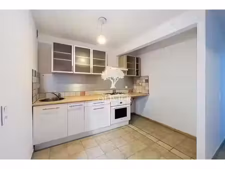 location appartement 2 pièces 37 m² à apt (84400)  515 €