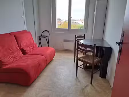 location appartement 2 pièces 25 m² à aire-sur-l'adour (40800)  420 €