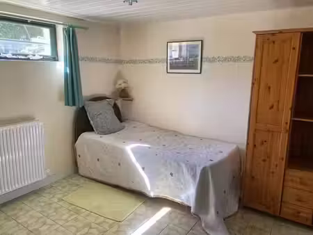 location meublée appartement 1 pièce 39 m² à neuilly-lès-dijon (21800)  450 €