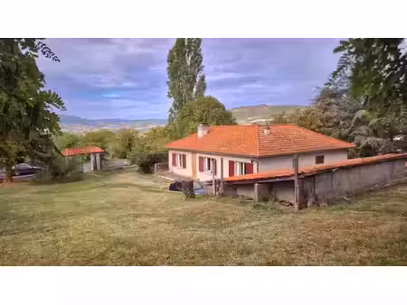 vente maison 5 pièces 112 m² à vic-le-comte (63270)  263 500 €