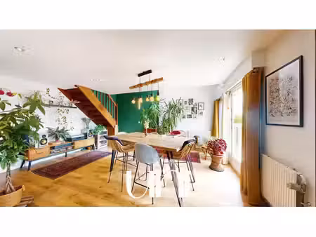 beau duplex 4 pièces de 126m2 (119m2 carrez) avec ascenseur et garage