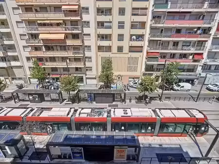 location meublée appartement 1 pièce 27.6 m² à nice (06000)  790 €