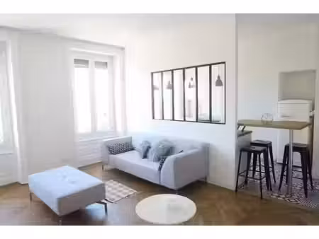location meublée appartement 2 pièces 54.28 m² à tassin-la-demi-lune (69160)  881 €