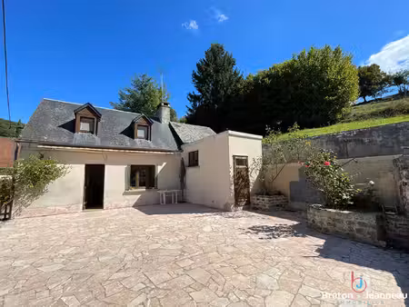 maison à mont saint jean