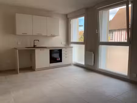 louviers centre ville  f3 neuf