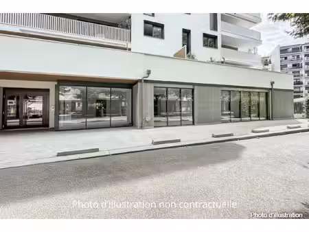 annecy 74000 a louer local commercial 117 m²