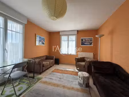 vente local d'activité 4 pièces  75.00m²  bussy