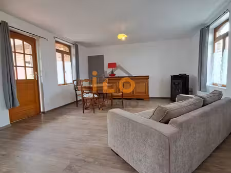 a louer - charmante maison meublée de 69m2  secteur merville