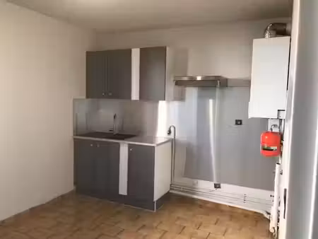 location appartement 2 pièces 54 m² à albi (81000)  575 €