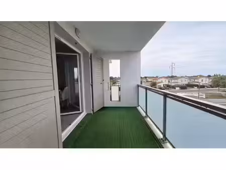 31880 la salvetat st gilles: appt t2 à louer