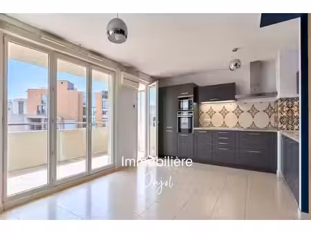 chutes-lavie 13004 - t3 avec terrasse et garage double