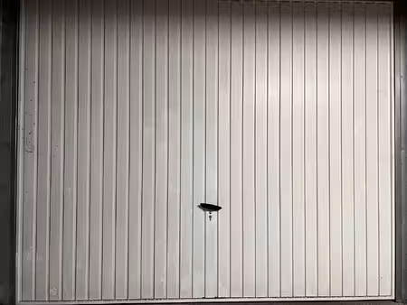 ile de nantes : beaulieu garage fermé et sécurisé