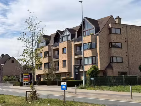 zichtlocatie boudewijnlaan + gebruik voorgelegen parking
