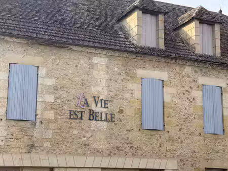 ensemble immobilier au coeur du périgord noir