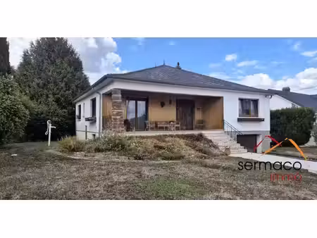 maison individuelle plain pied surélevé sur 31 ares