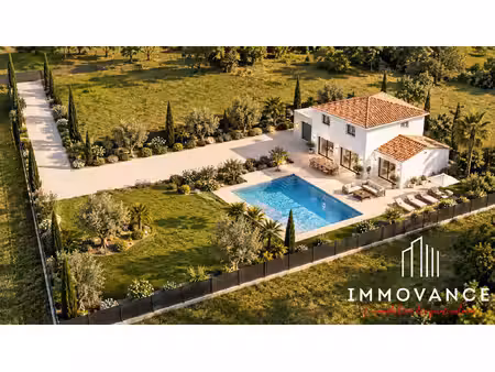 villa 4 chambres terrain 1200m²