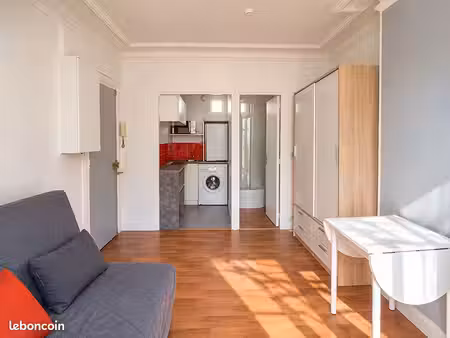 studio 1 pièce 17 m²