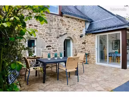 maison f2 meublée/équipée  300 m commodités . bord golfe jardin arradon. bail 1 an renouve