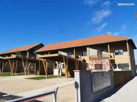 maison 4 pièces 103 m² + carport + parking