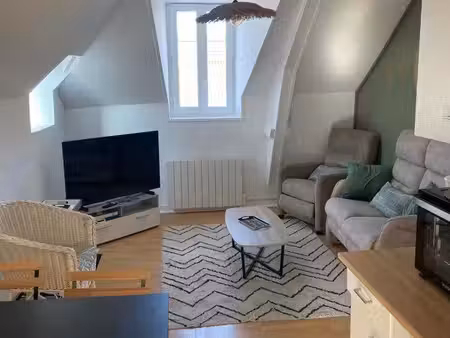 appartement t3 meublé – 45 m² – étel –