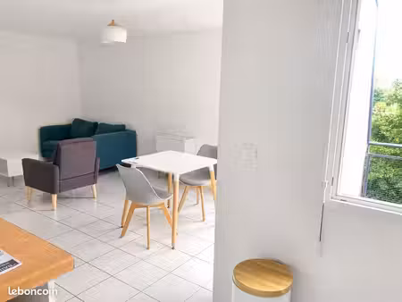 appartement t3 de 53 m² avec balcon  parking et piscine – cholet
