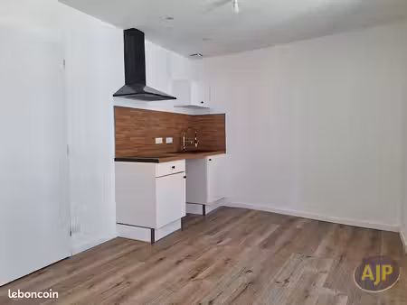appartement 1 pièce 27 m²