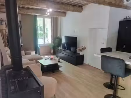 location rustrel