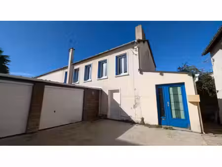 maison familiale à proximité immédiate du centre-ville et de