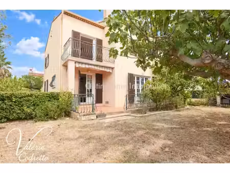 villa 4 chambres à vendre à la garde (83) 125 m² – jardin  garage et combles aménagés