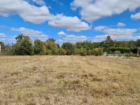 terrain viabilisé 2256 m2