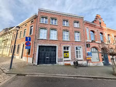 karaktervol handelspand (+/- 50m²) op toplocatie in centrum
