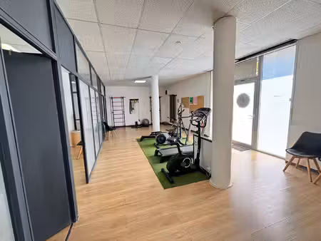 local d'activité 100m2 miramas
