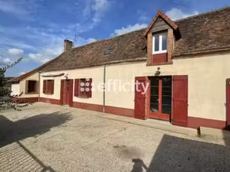 vente longère et corps de ferme à semur-en-vallon (72390) : à vendre / 137m² semur-en-vall