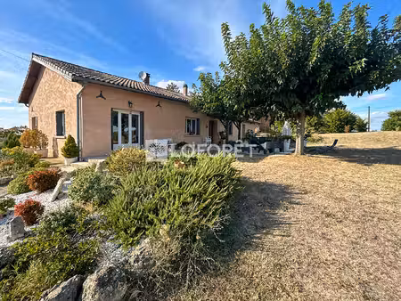 maison montesquieu 5 pièce(s) 156 m2 - point de vue sur le quercy
