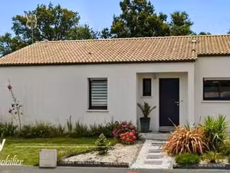 vente maison à moutiers-les-mauxfaits (85540) : à vendre / 104m² moutiers-les-mauxfaits