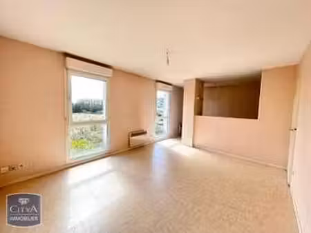 location appartement 2 pièces au mans (72000) : à louer 2 pièces / 47m² le mans